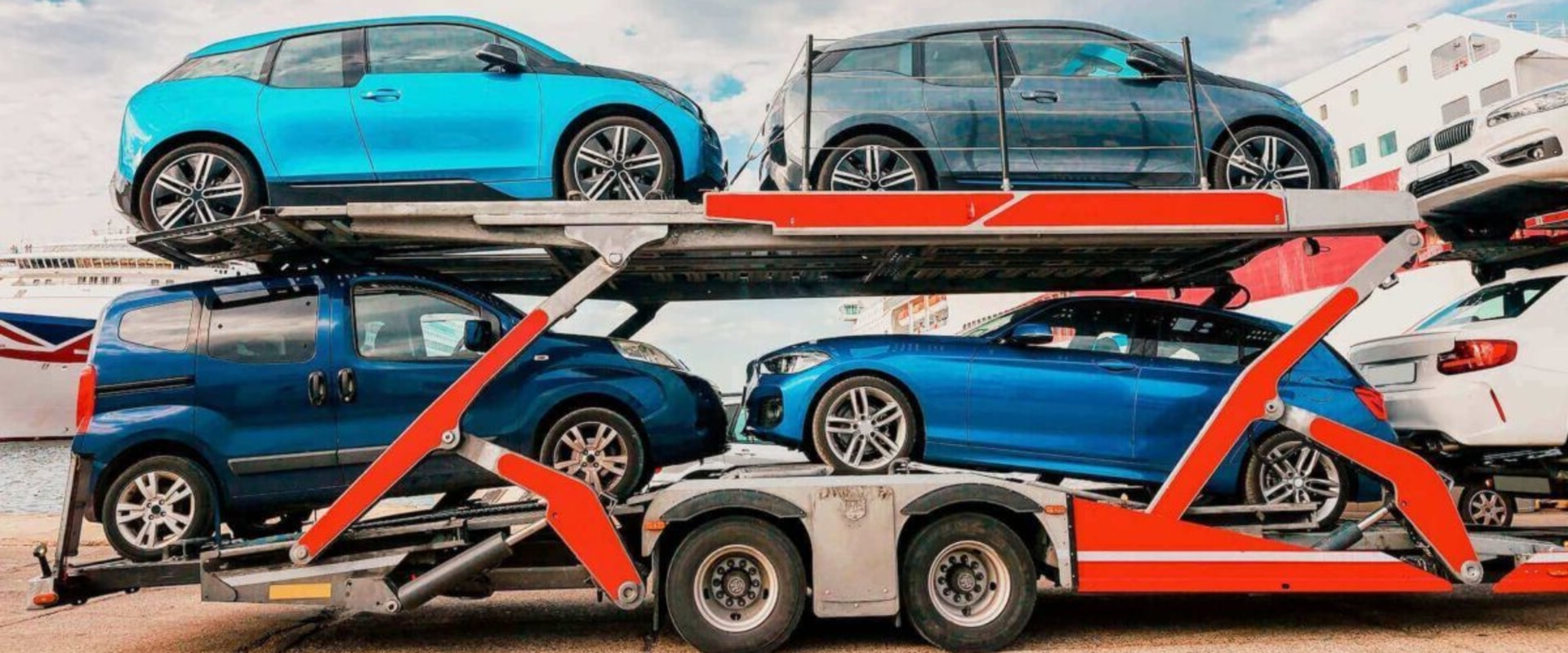 Car Shipping Cost in Houston: Size & Weight Matters